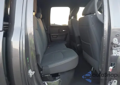 2022 Ram 1500 Classic Warlock 4X4 6'4 Box из США, поврежденный, VIN 1C6RR7GG6NS190687